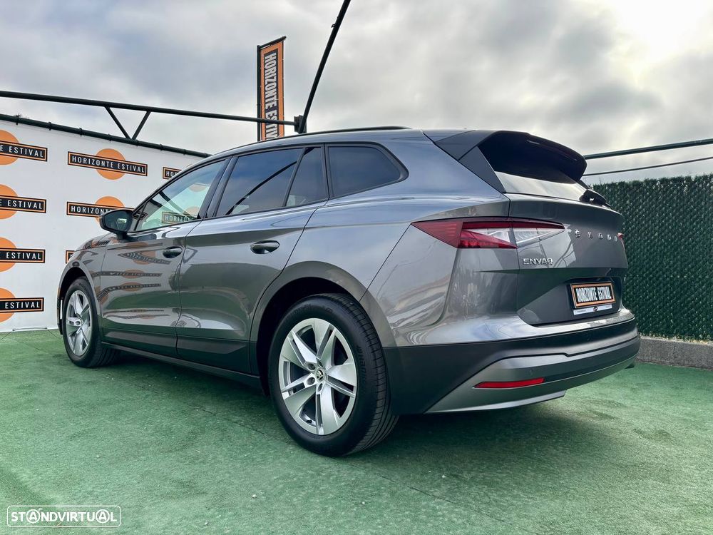 Skoda Enyaq 60 - 9