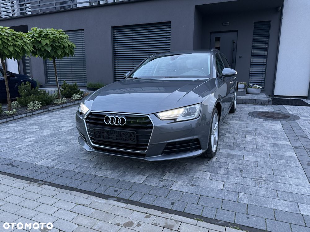Audi A4 Avant - 1