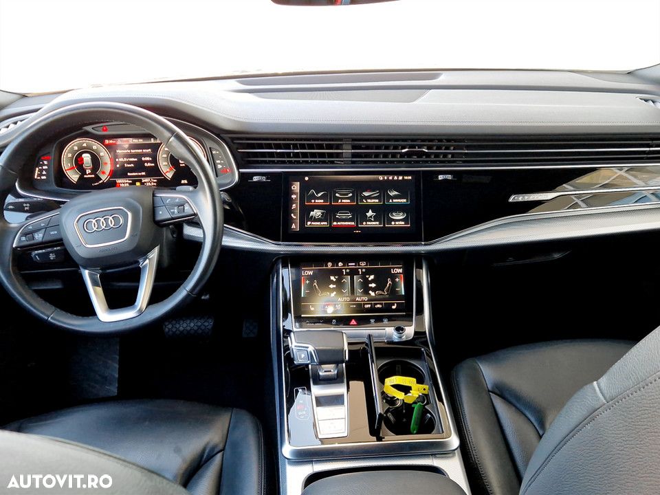 Audi Q8 3.0 55 TFSI quattro Tiptronic MHEV - 13