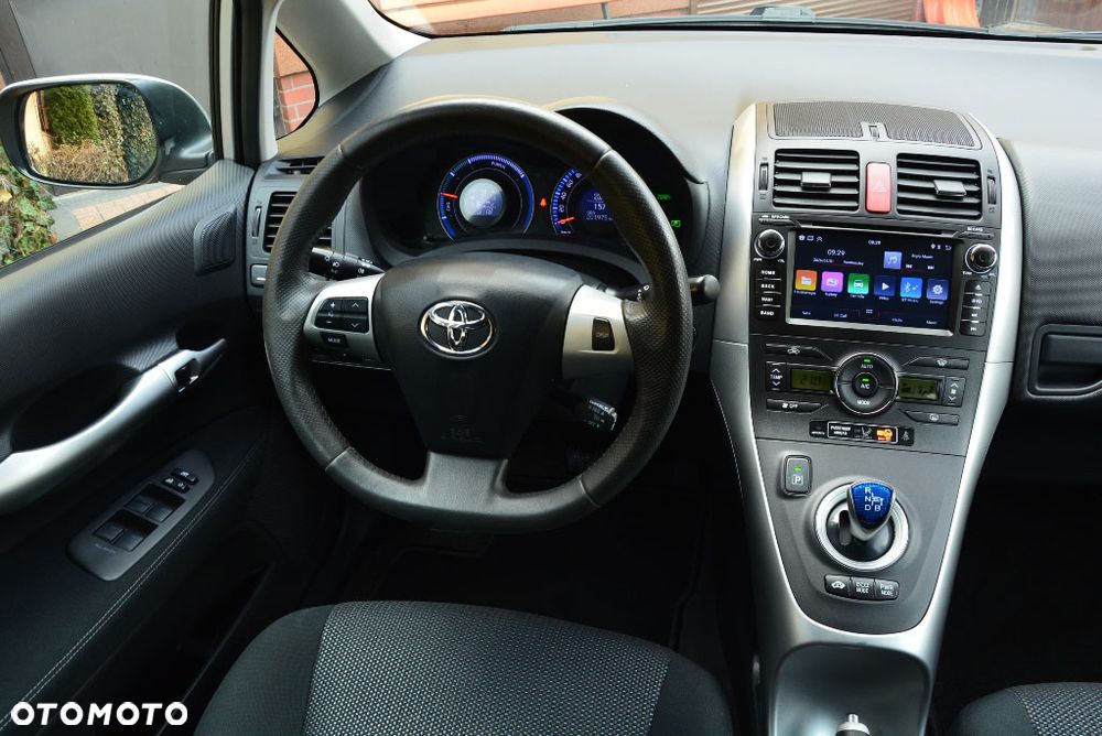 Toyota Auris 1.8 HSD Prestige NAVI - 23