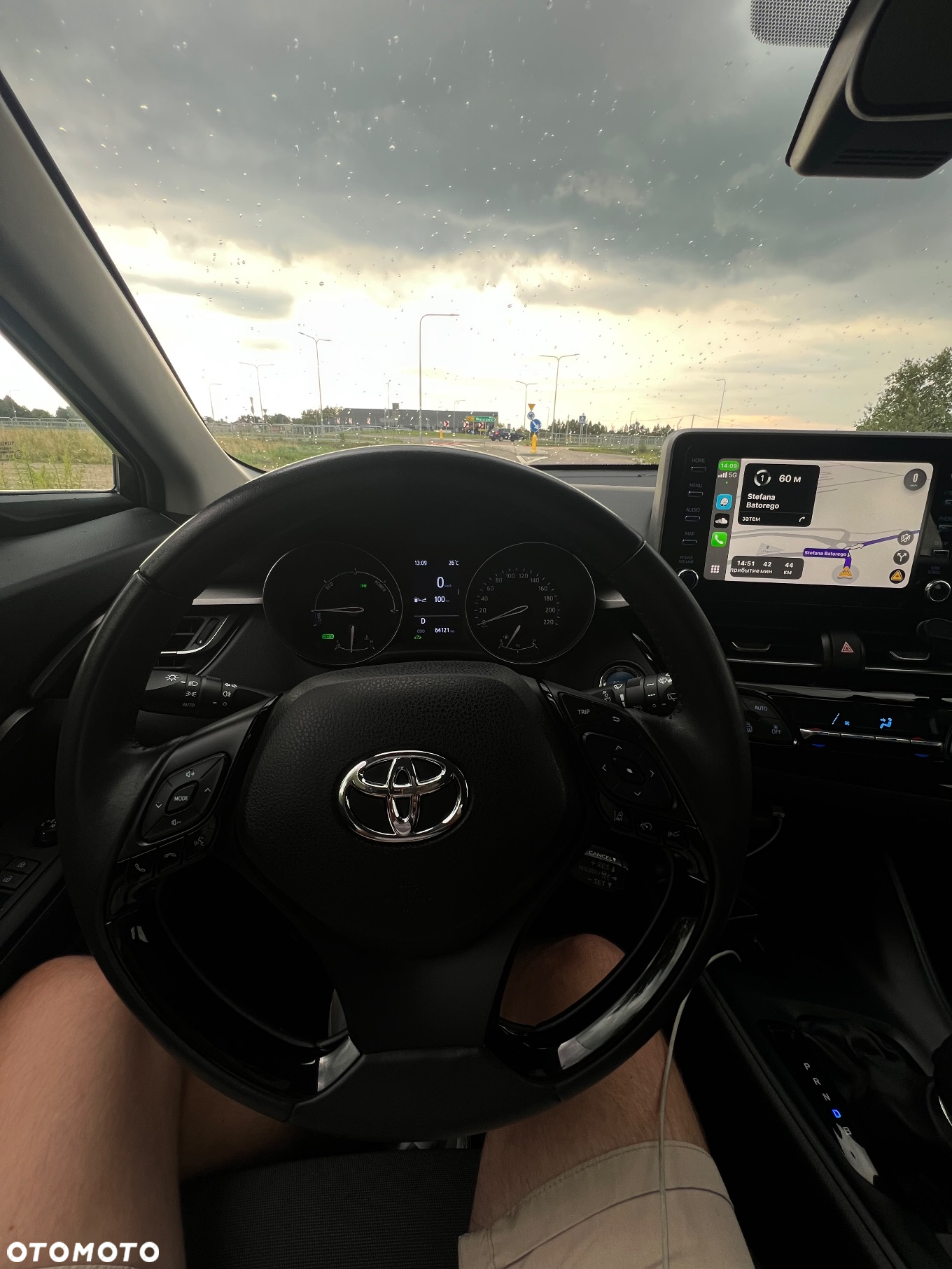Toyota C-HR - 11
