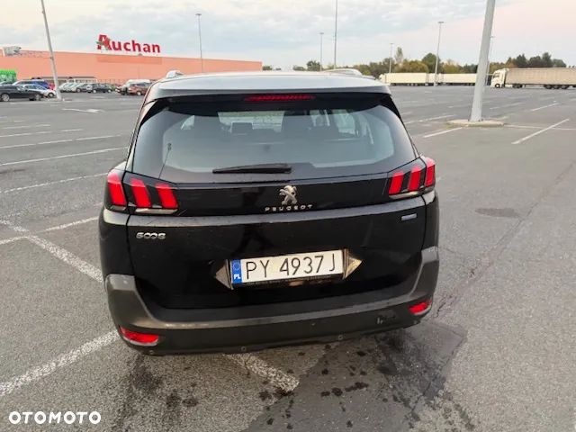 Peugeot 5008 - 10