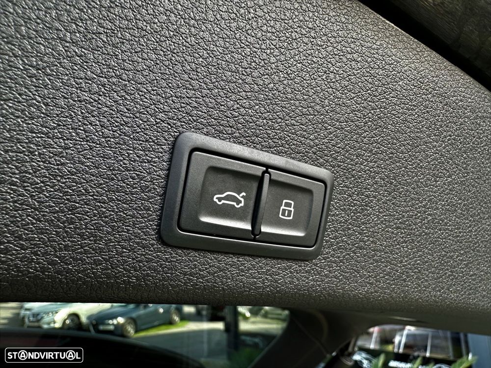 Audi e-tron 55 quattro S line - 52