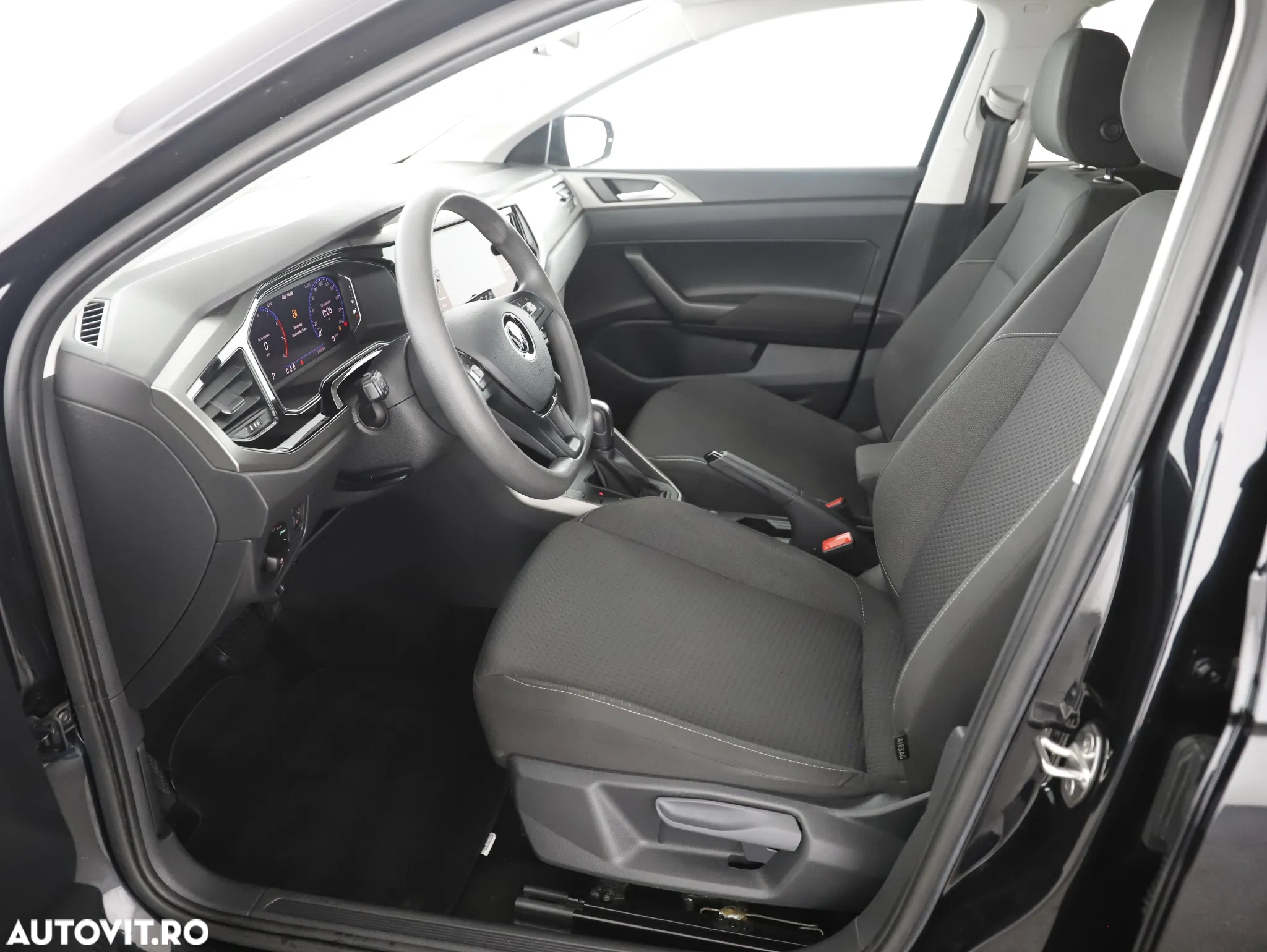 Volkswagen Polo 1.0 TSI DSG Comfortline - 12