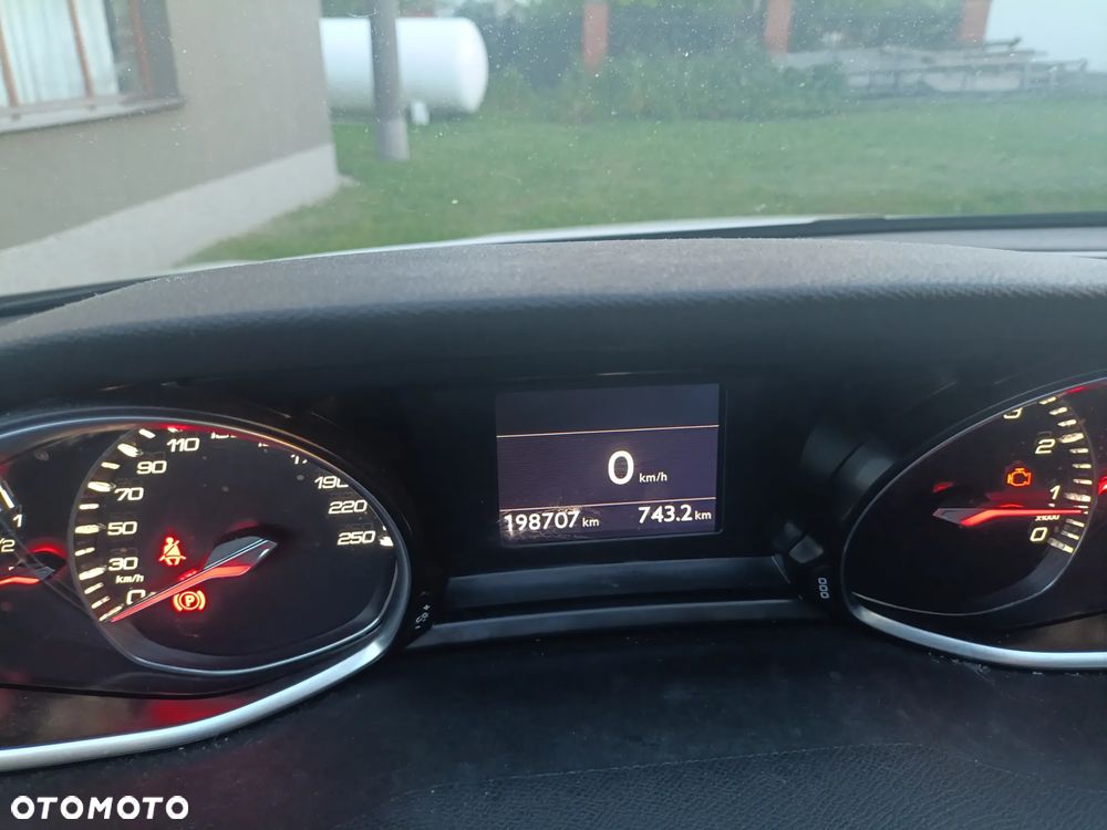 Peugeot 308 - 5