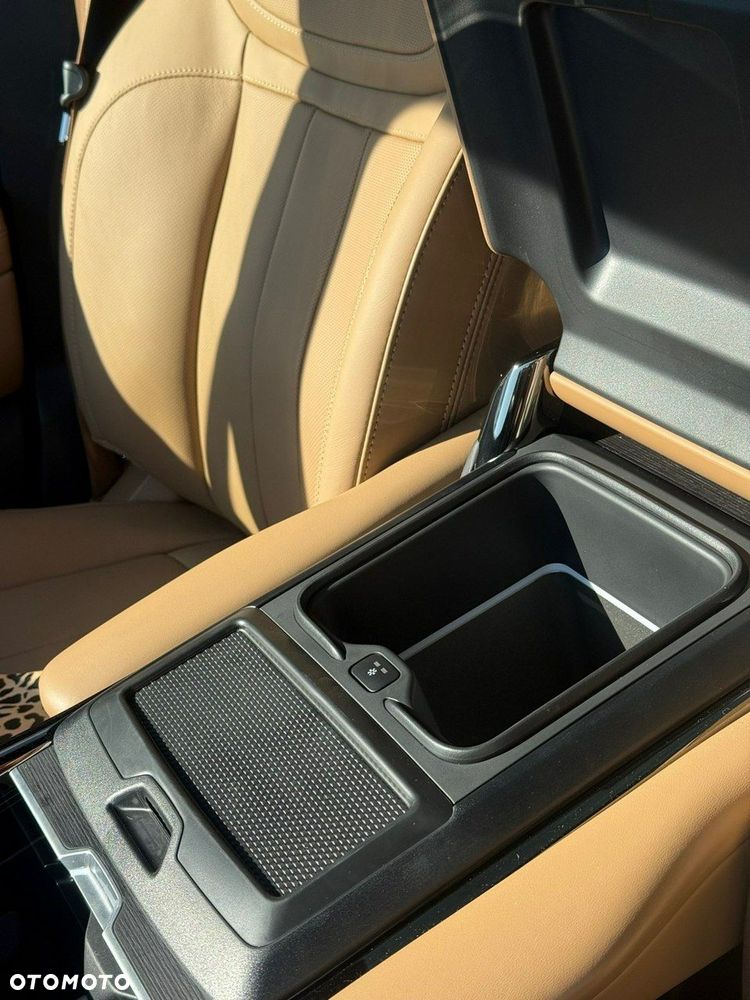 Land Rover Range Rover Sport - 23