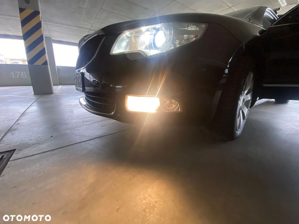 Skoda Superb 2.0 TDI Comfort - 20