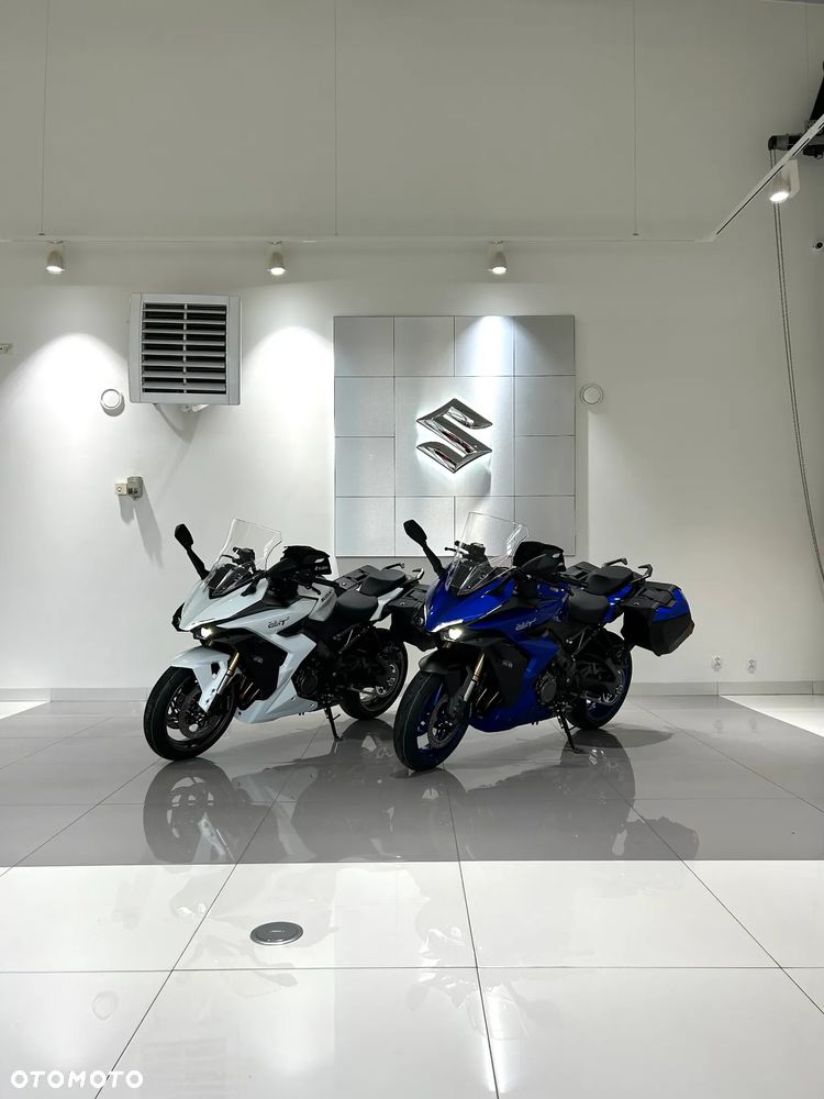 Suzuki GSX 1000 - 3
