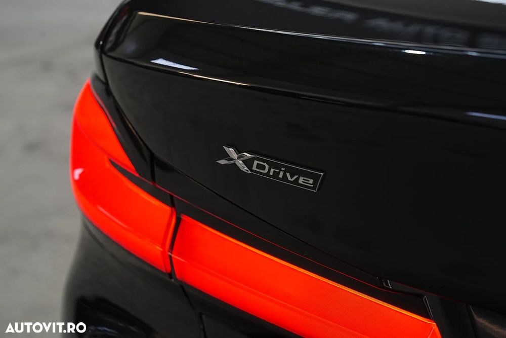 BMW Seria 5 530e xDrive AT PHEV - 23