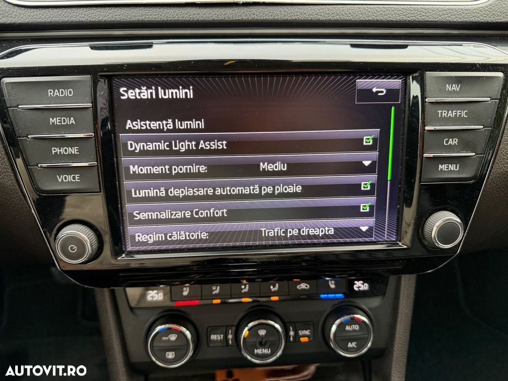 Skoda Superb 2.0 TDI DSG 4X4 Laurin & Klement - 34