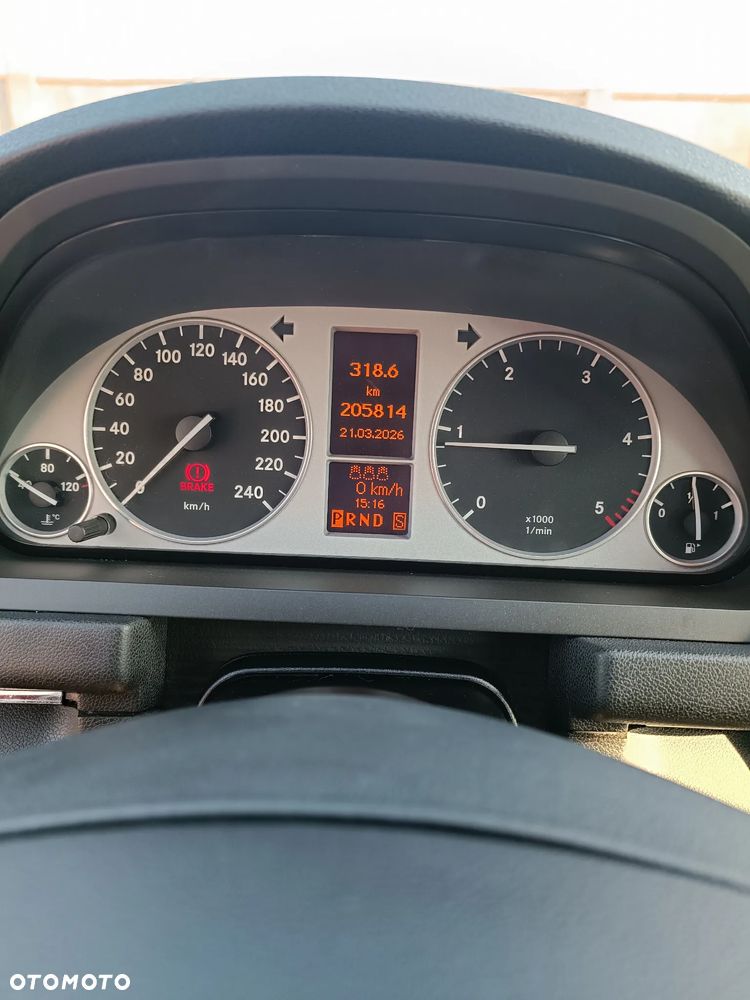 Mercedes-Benz Klasa B 200 CDI Autotronic - 6