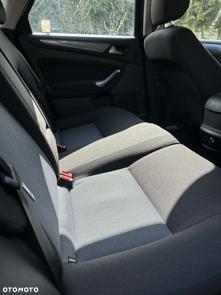 Ford Mondeo 2.0 TDCi Silver X Plus - 8