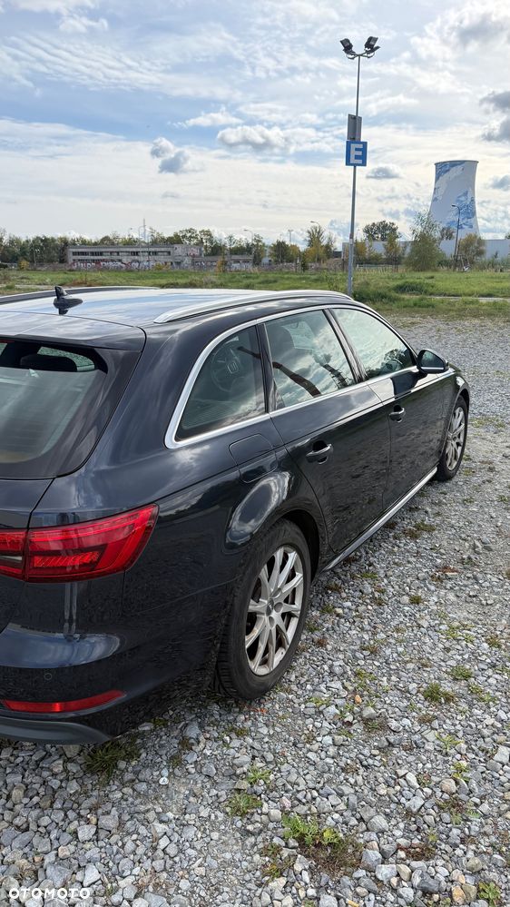Audi A4 Avant 2017 photo 4