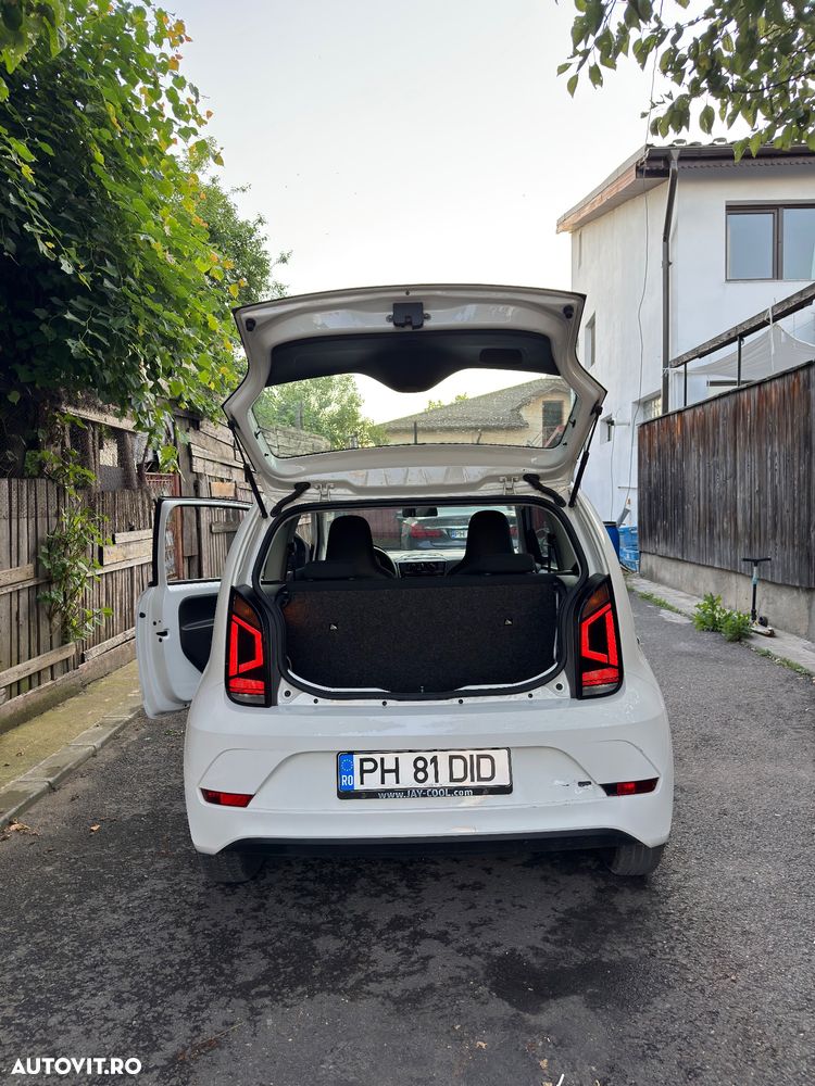 Volkswagen up! (BlueMotion Technology) move - 28