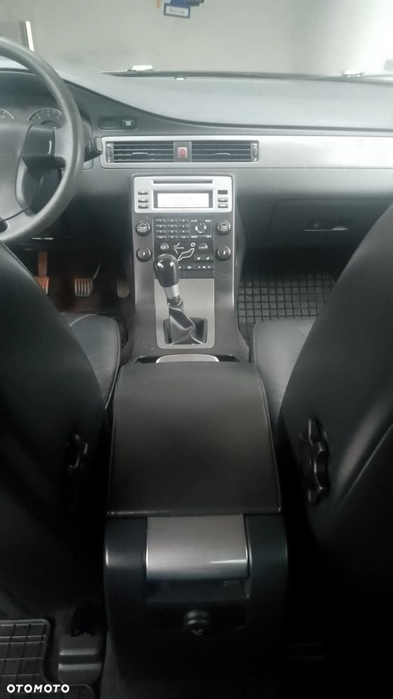 Volvo S80 2.5T Momentum - 10