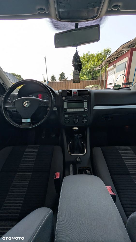 Volkswagen Golf 2.0 TDI Q-Line - 9