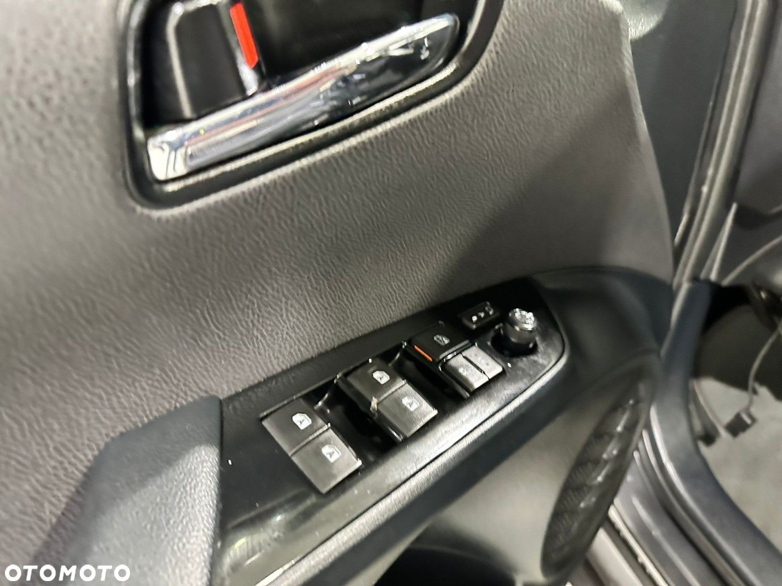 Toyota Prius - 23