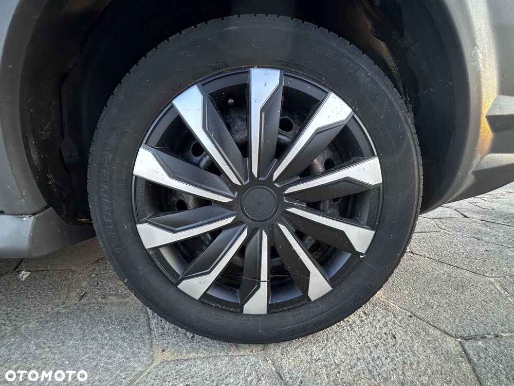 Pontiac Vibe - 14