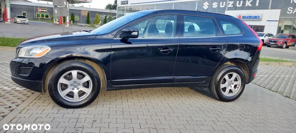 Volvo XC 60 2.4D Momentum - 5