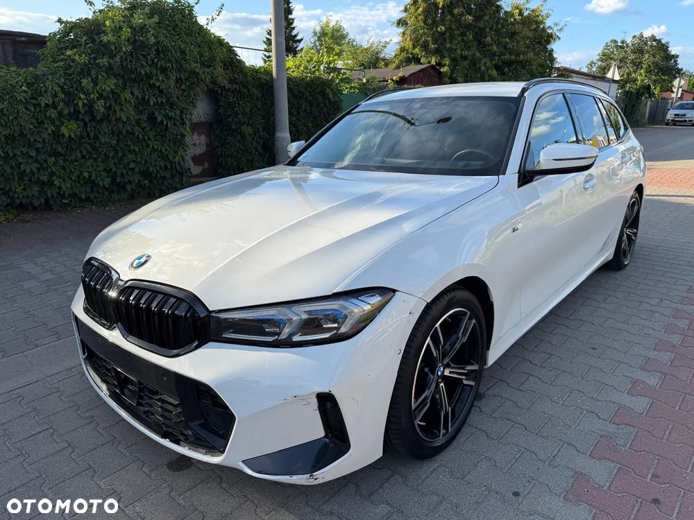 BMW Seria 3 320i Touring M Sport - 13