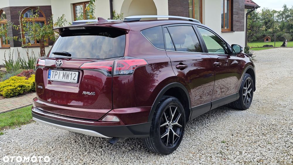 Toyota RAV4 2.0 D-4D Premium 4x2 - 4
