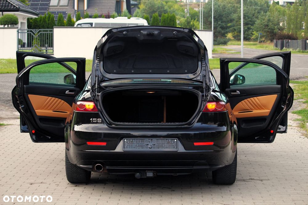 Alfa Romeo 159 1.9 JTDM 16V DPF ti - 10