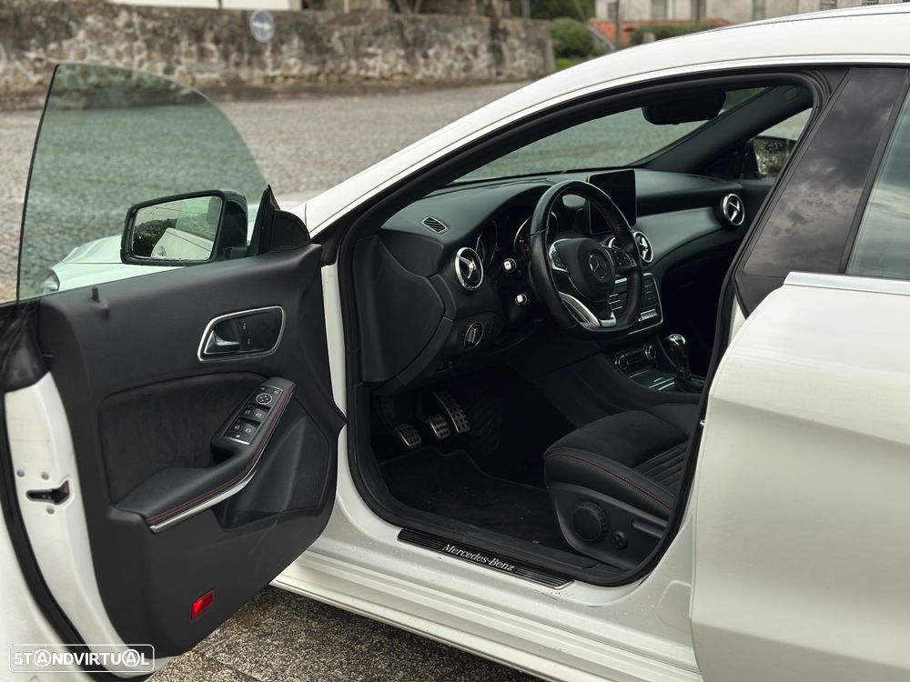 Mercedes-Benz CLA 180 d Shooting Brake AMG Line - 23