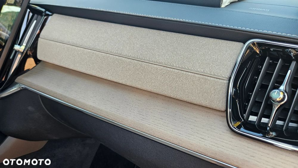 Volvo XC 90 - 34