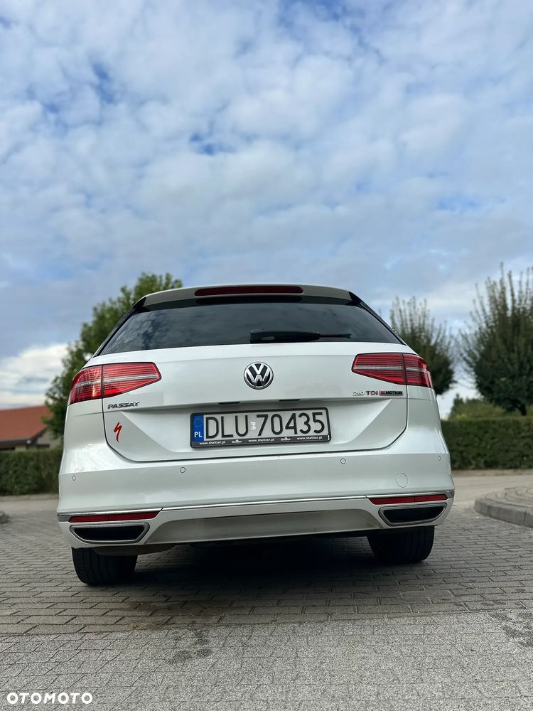 Volkswagen Passat - 27