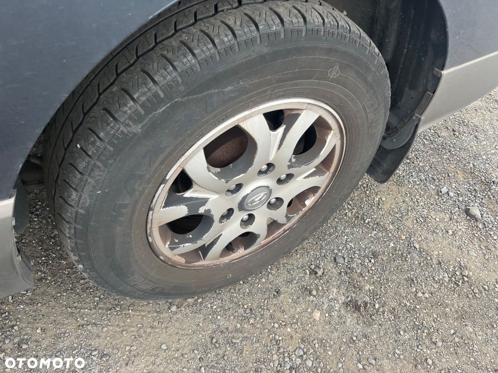Hyundai H-1 ver-2-5-crdi-travel-trend - 13
