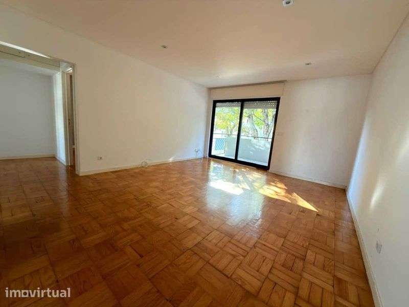 APARTAMENTO T3 EM RAMALDE - Grande imagem: 3/11