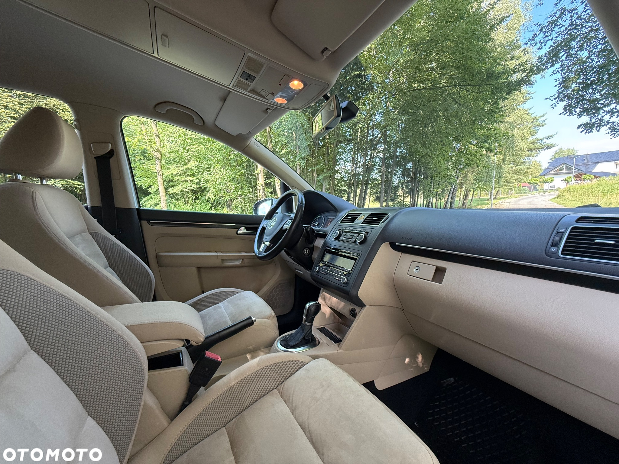 Volkswagen Touran 2.0 TDI DSG Highline - 25