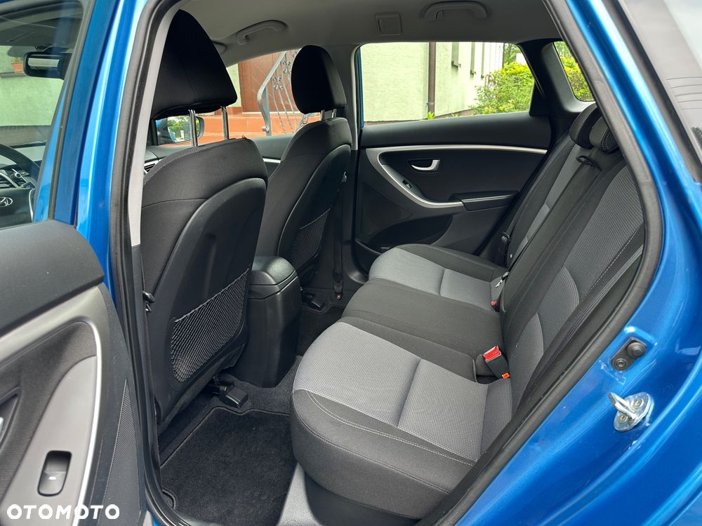 Hyundai i30 Kombi 1.6 GDi DCT Premium - 20
