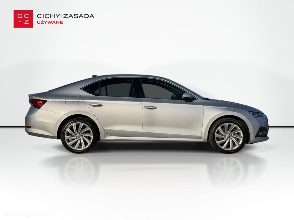 Skoda Octavia 2.0 TSI 4x4 Style DSG - 6