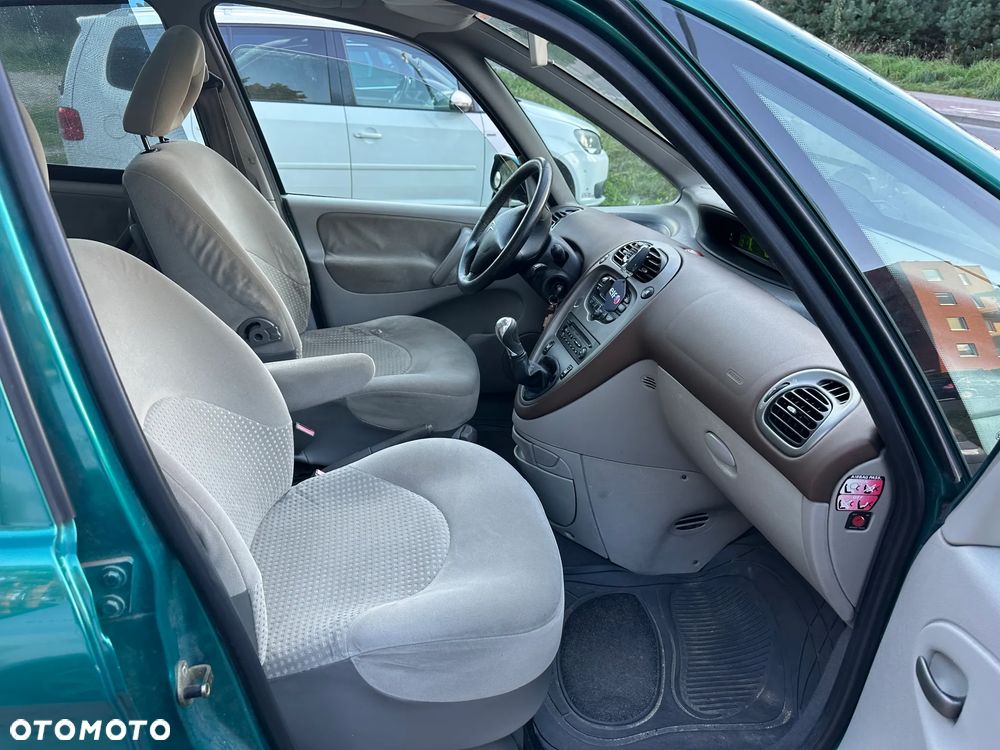 Citroën Xsara Picasso 1.6 HDi Exclusive - 5