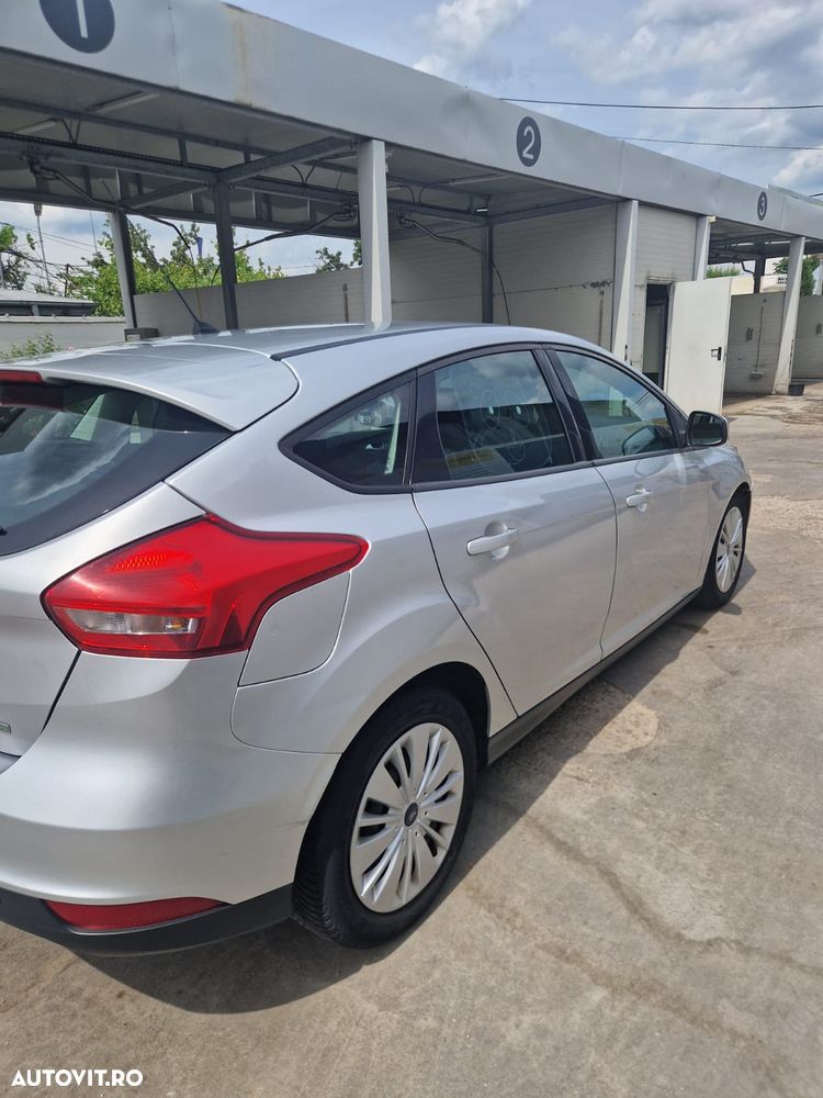 Ford Focus 1.0 EcoBoost Start Stop Trend - 3