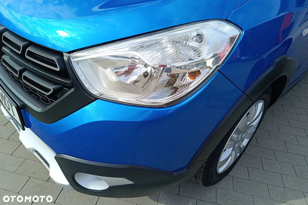 Dacia Lodgy SCe 100 Stepway - 14
