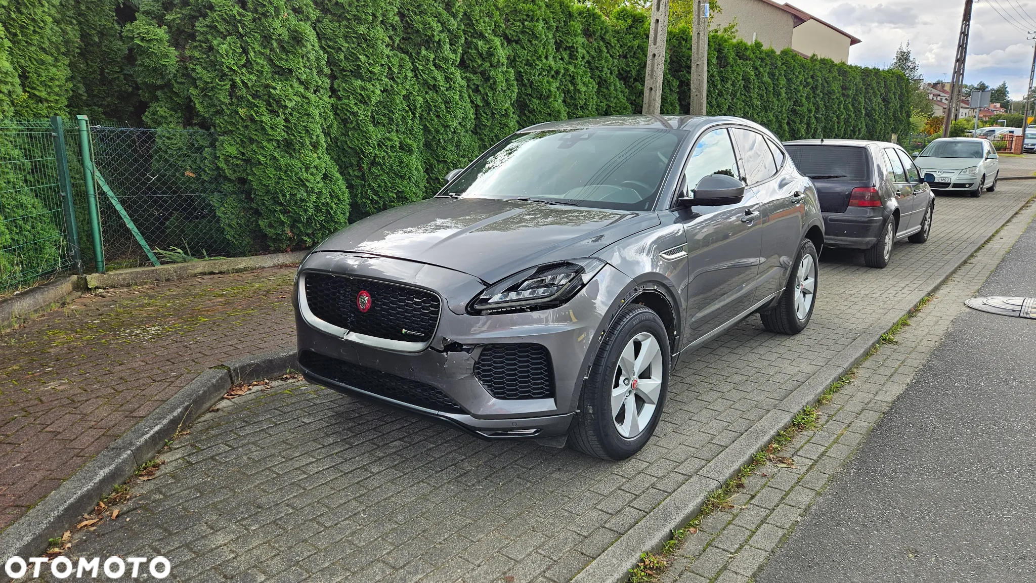 Jaguar E-Pace 2.0 i4D FWD R-Dynamic S - 3
