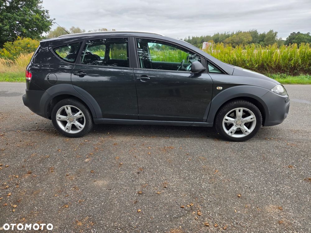 Seat Altea XL 2.0 TDI 4x2 Freetrack - 6