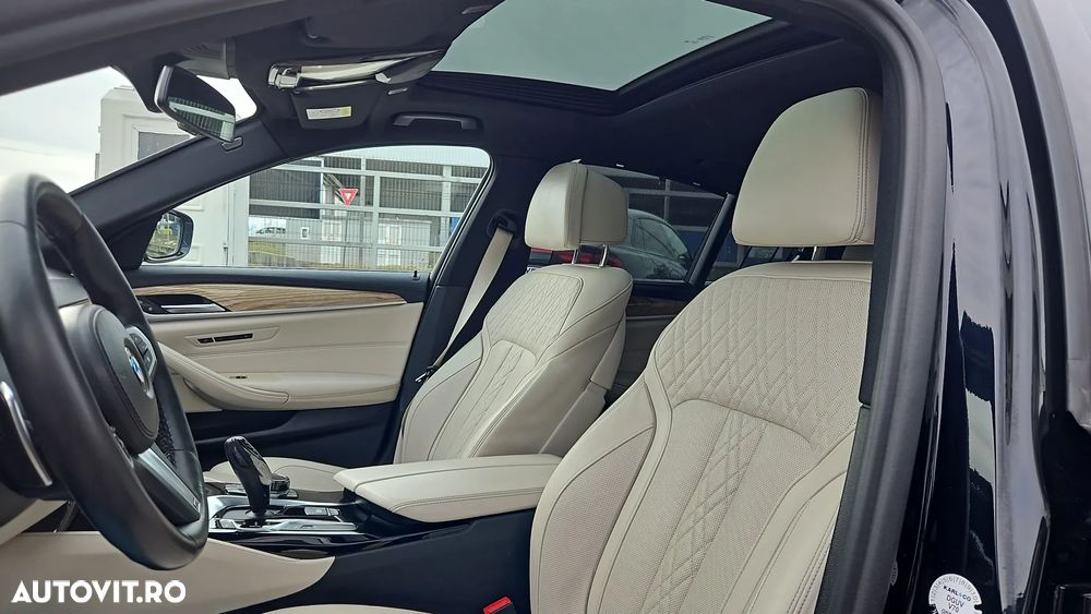 BMW Seria 5 530d xDrive AT - 16