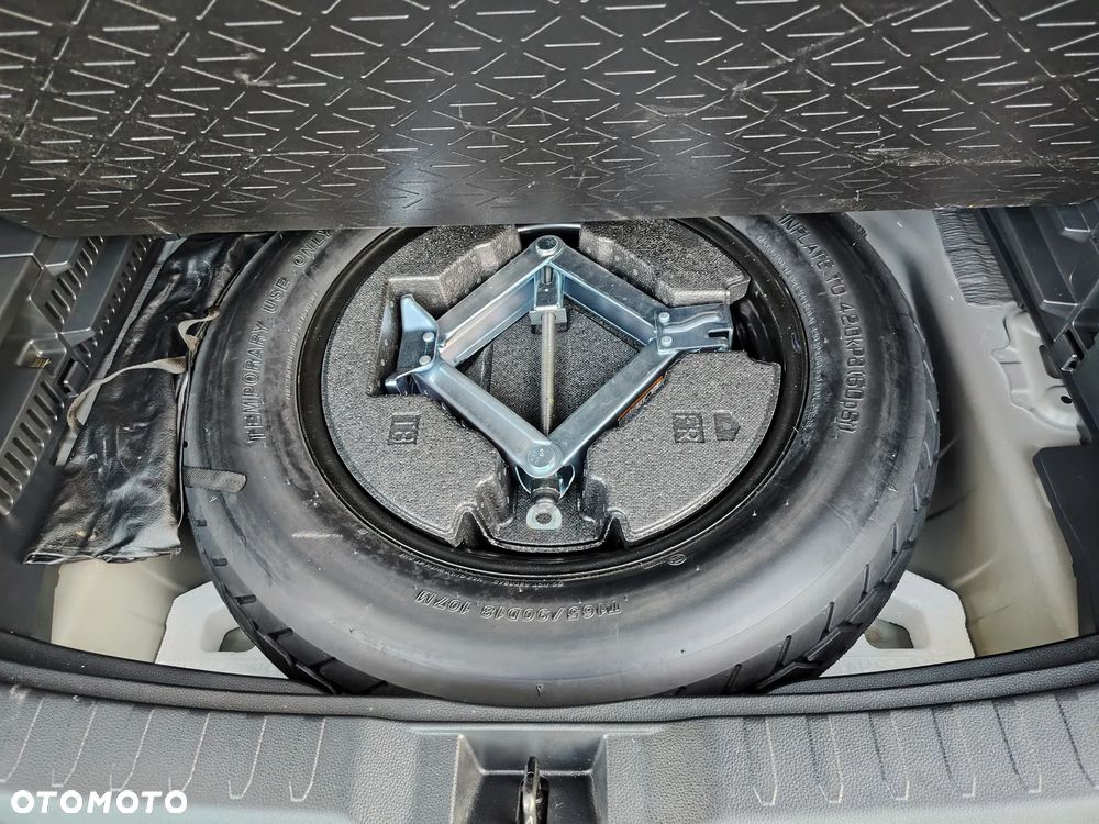 Toyota RAV4 2.5 Hybrid Executive 4x4 - 24