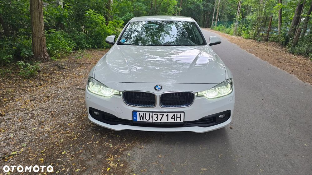 BMW Seria 3 318i Advantage - 1