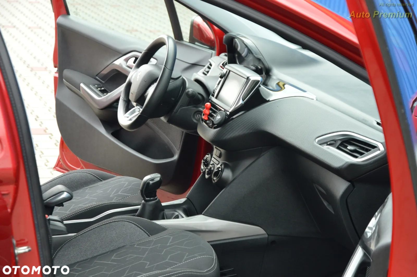 Peugeot 2008 PureTech 82 Allure - 23