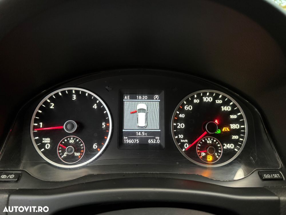 Volkswagen Tiguan 2.0 TDI 4Motion DSG BMT Track & Style - 15