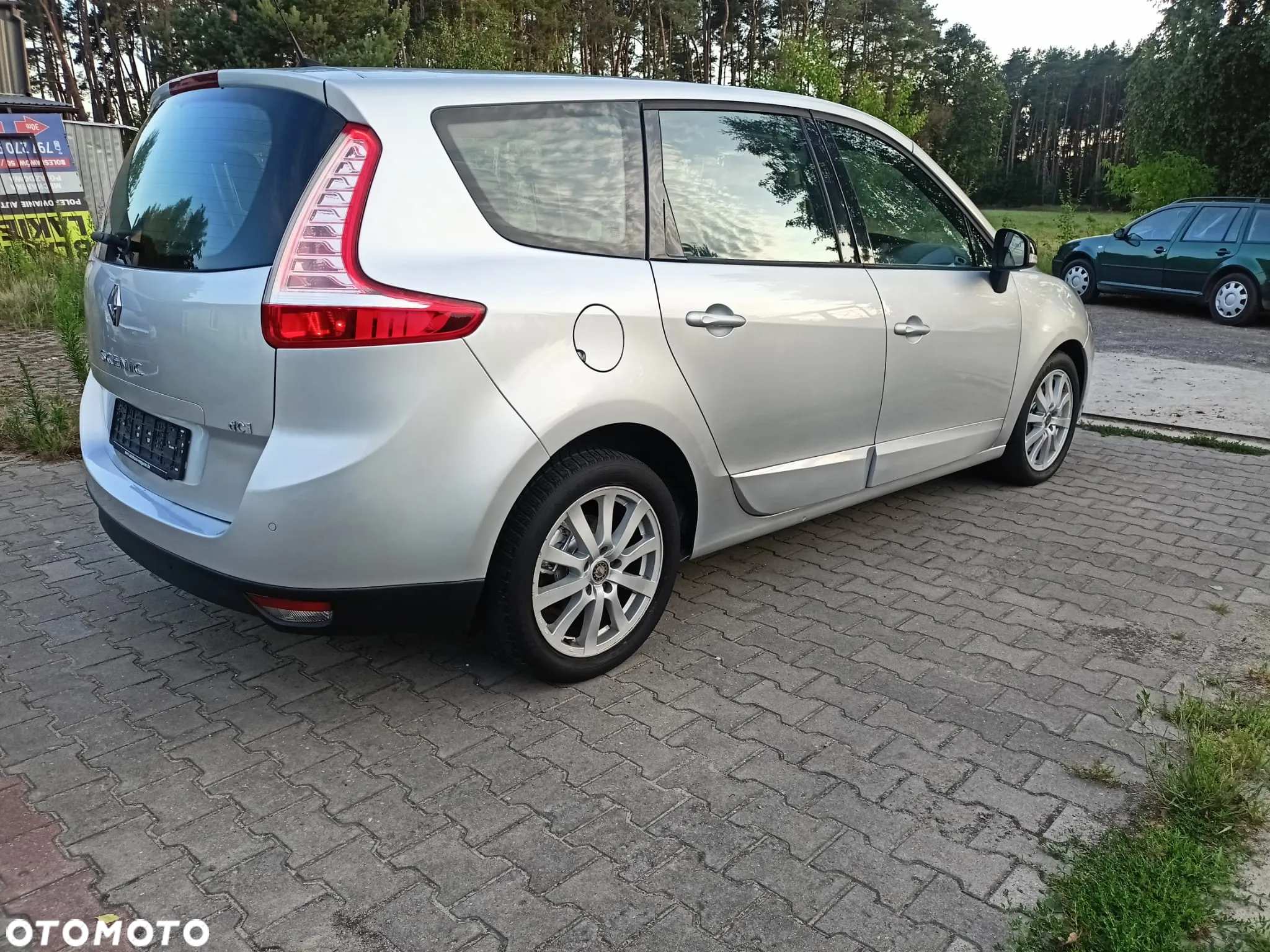 Renault Grand Scenic dCi 150 FAP Luxe - 14