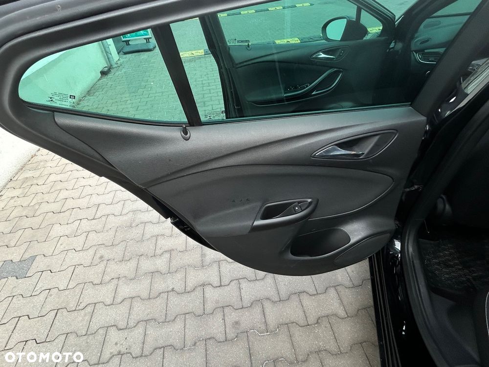 Opel Astra 1.4 Turbo Dynamic - 8