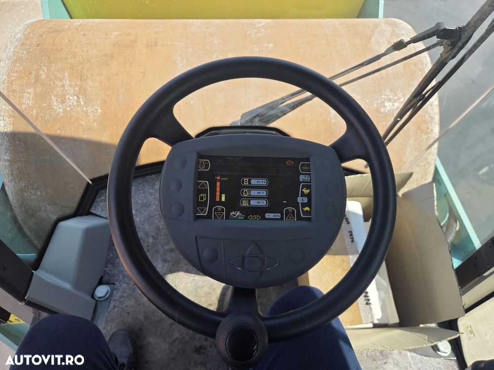 Ammann ARS110, 14,7tone, 25ore-NEFOLOSIT, latime rola 2,1m, motor Deutz 135CP, Declaratie CE, produs in GERMANIA, garantie 1 an, Aer cond, Antifurt, lung 5,9m, FULL OPTION, posibilitate leasing 4 ani, PROMOTIE 84.900 EUR+Tva - 31