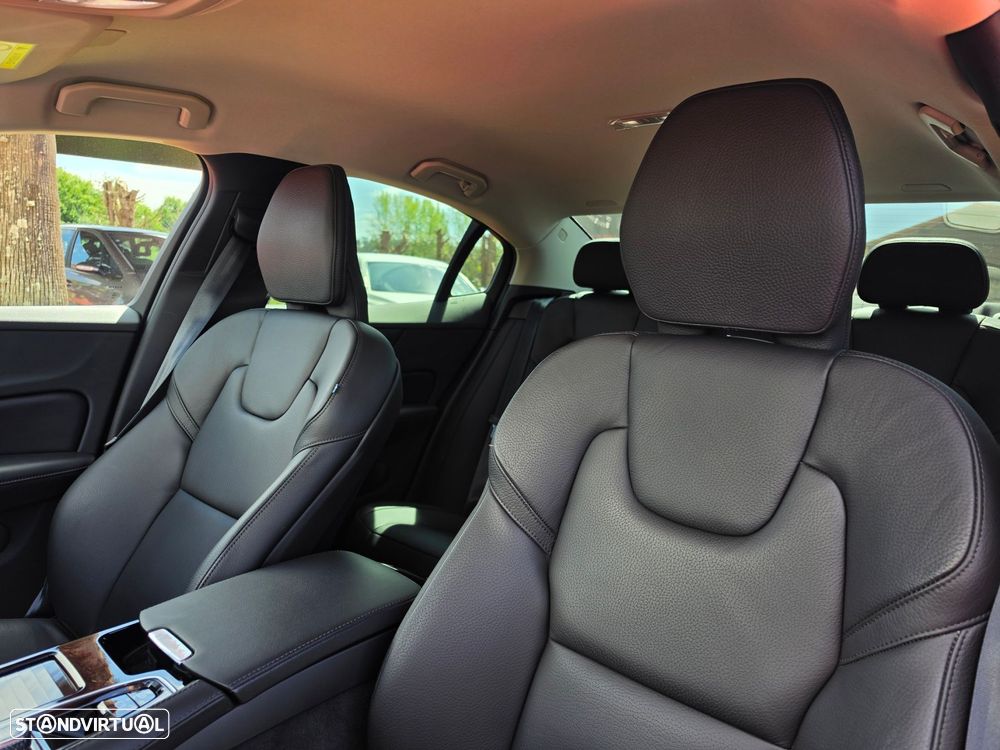 Volvo S60 2.0 T8 PHEV Plus Bright AWD - 12