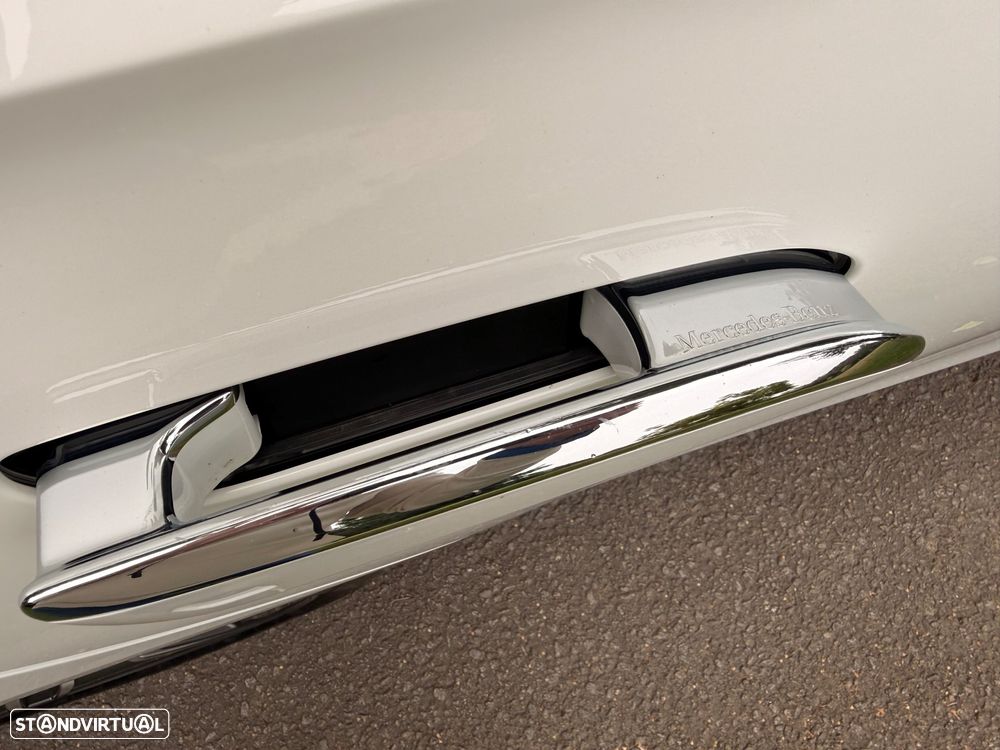 Mercedes-Benz E 300 de AMG Line - 24