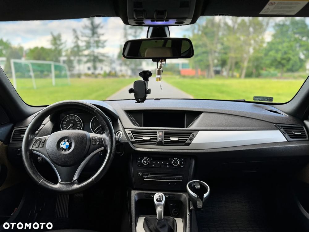 BMW X1 xDrive20d - 15